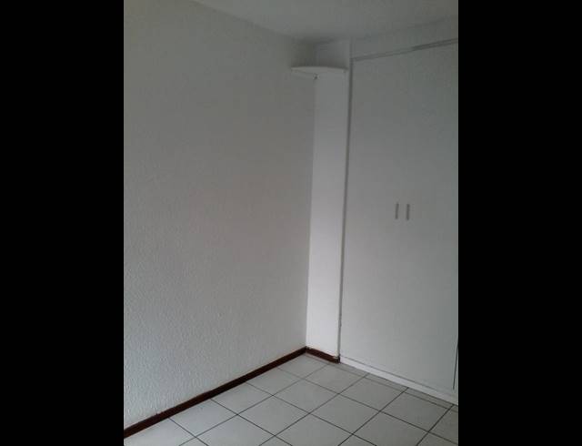 2 BEDROOM PROPERTY TO RENT IN MEER EN SEE